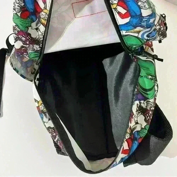 Marvel themed backpack - Picture 7 of 11